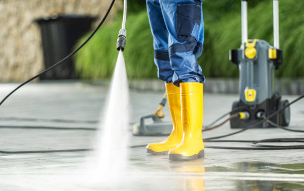 Why Choose Our Certified Pressure Washing Experts for Your Project Needs in Rosita, TX?